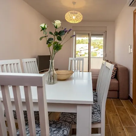 Apartamento Holiday Home *
