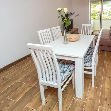 Holiday Home Apartamento Komarna