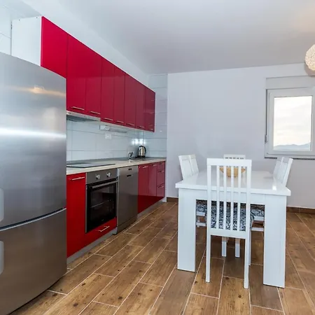 Holiday Home Комарна