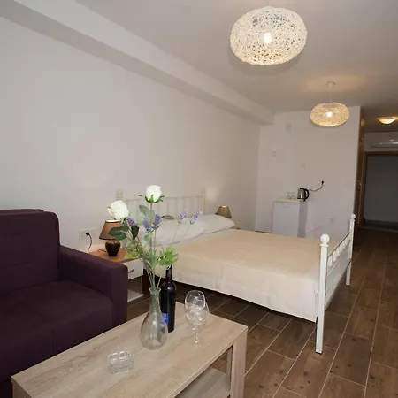 Holiday Home Apartamento Komarna