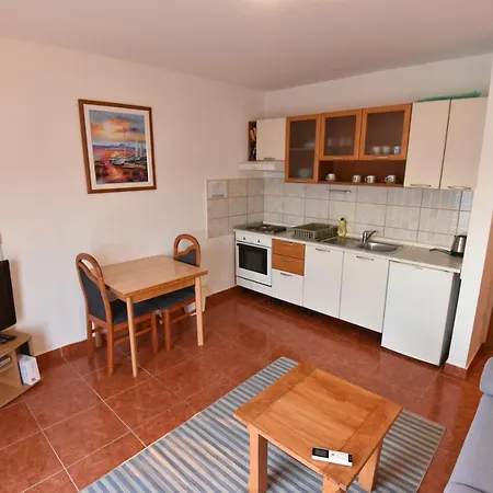 Holiday Home Апартаменты Комарна