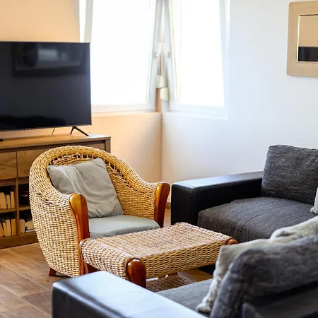 Apartamento Holiday Home *