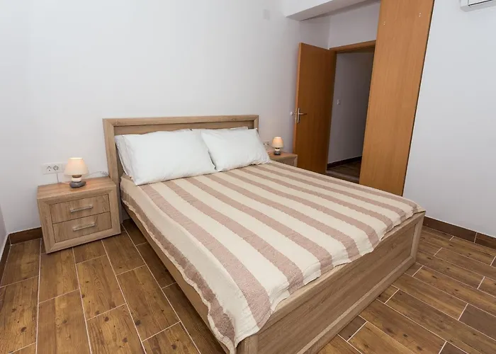 Holiday Home Апартаменты *