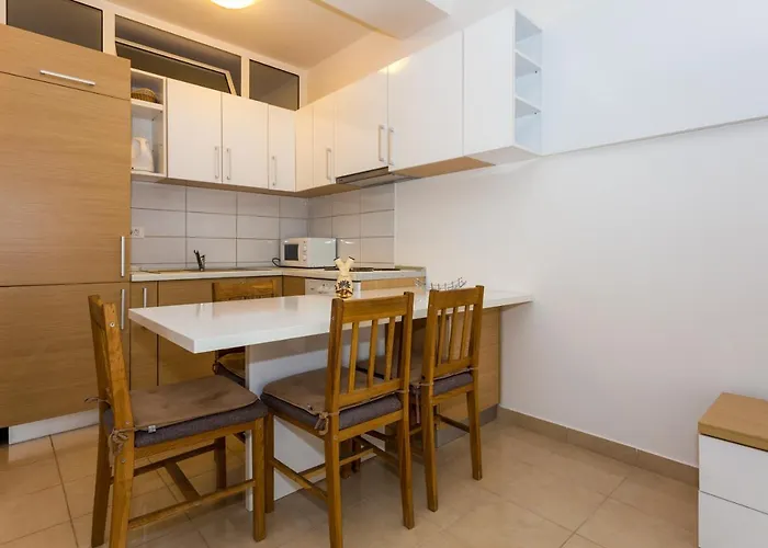 Holiday Home Комарна